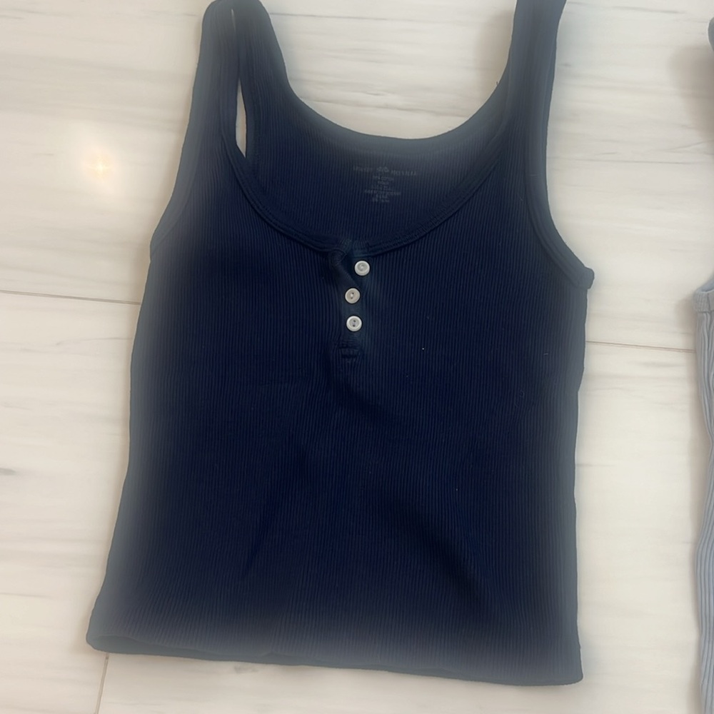 Brandy Melville Ribbed Tank Top Bundle - Picture 2 of 4